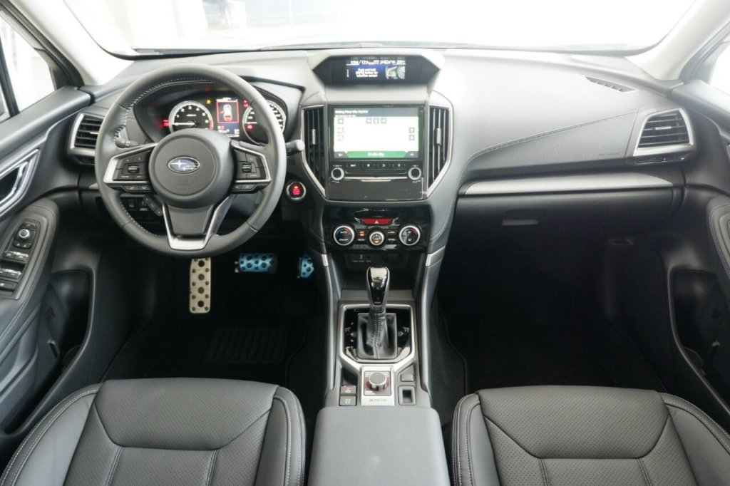 Giá xe Subaru Forester